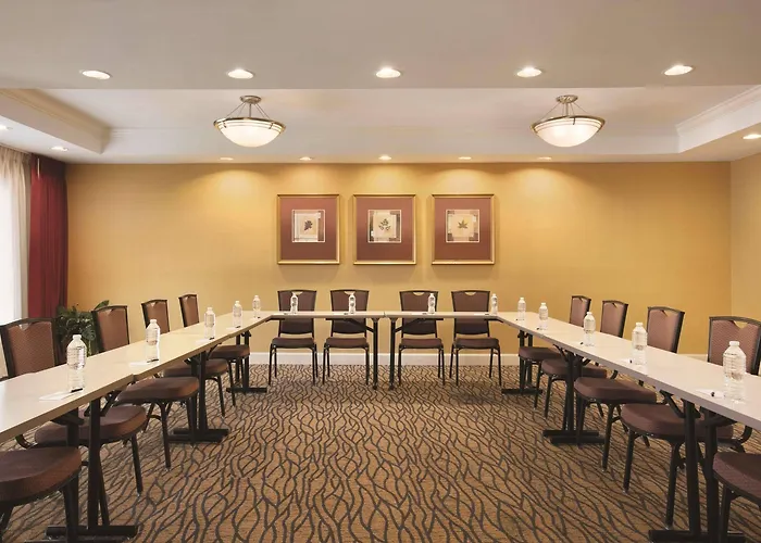 Country Inn & Suites By Radisson, Atlanta Airport North, Ga